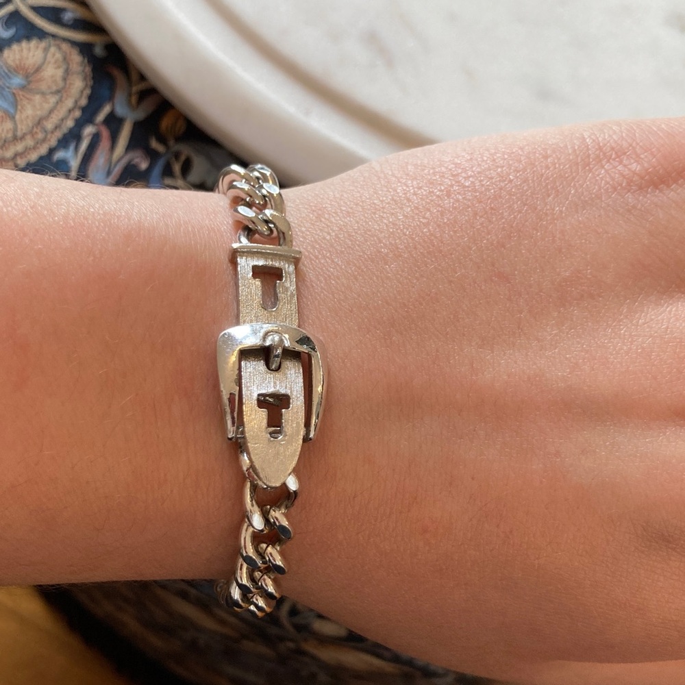 Vintage Avon Belt Buckle Curb Link Bracelet - Picture 6 of 9